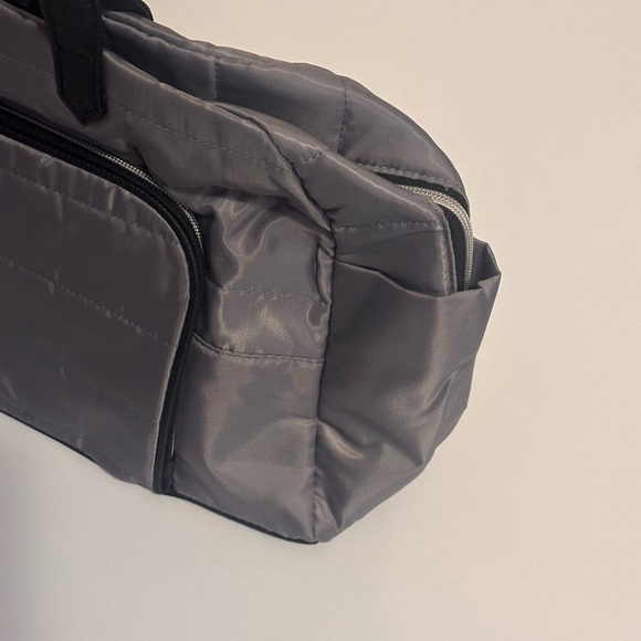Quilted Gray Small Weekender Bag - Picture 4 of 4